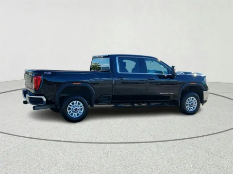 Another view of 2022 GMC Sierra 2500HD SLE for sale in Gurnee, IL at CarWise Gurnee