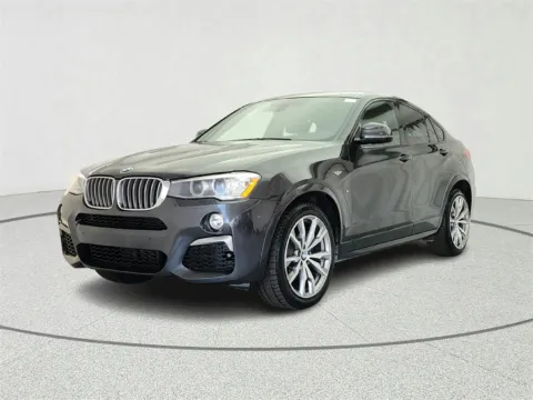 Another view of 2018 BMW X4 M40i for sale in Gurnee, IL at CarWise Gurnee