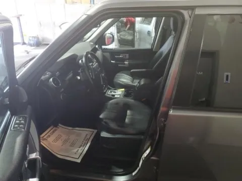 Another view of 2016 Land Rover LR4 HSE for sale in Gurnee, IL at CarWise Gurnee