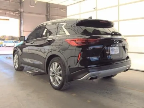 Photos of 2021 INFINITI QX50 LUXE for sale in Gurnee, IL at CarWise Gurnee