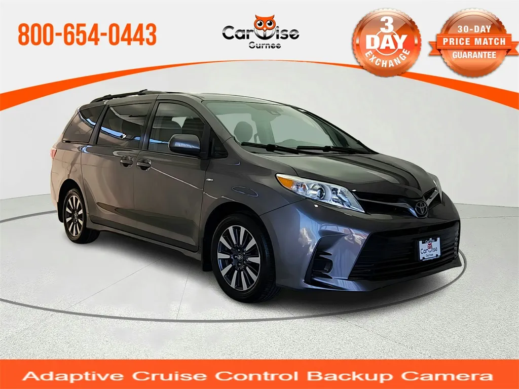 2018 Toyota Sienna LE for sale in Gurnee, IL