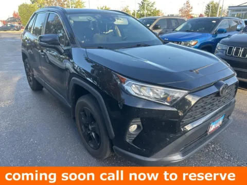 Black 2019 Toyota RAV4 XLE for sale in Gurnee, IL