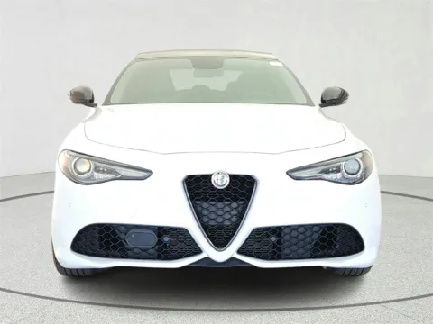 Photos of 2018 Alfa Romeo Giulia Ti Sport for sale in Gurnee, IL at CarWise Gurnee