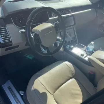 Another view of 2018 Land Rover Range Rover 3.0L V6 Supercharged HSE for sale in Gurnee, IL at CarWise Gurnee