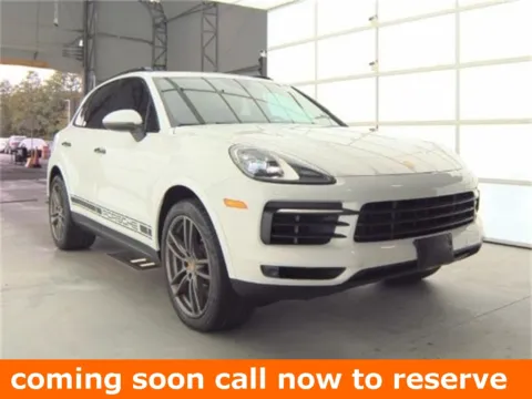 White 2021 Porsche Cayenne for sale in Gurnee, IL