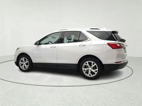 More photos of 2018 Chevrolet Equinox Premier at CarWise Gurnee, IL