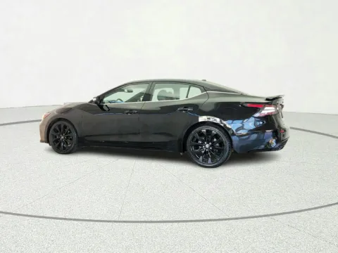 More photos of 2022 Nissan Maxima SR at CarWise Gurnee, IL