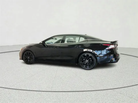 More photos of 2022 Nissan Maxima SR at CarWise Gurnee, IL