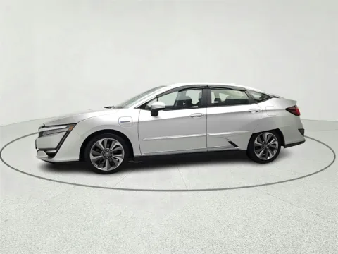 More photos of 2018 Honda Clarity Plug-In Hybrid Touring at CarWise Gurnee, IL