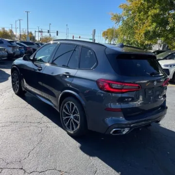 Photos of 2019 BMW X5 xDrive40i for sale in Gurnee, IL at CarWise Gurnee
