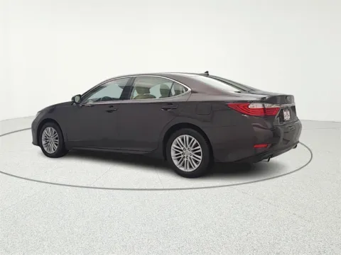 More photos of 2014 Lexus ES 350 at CarWise Gurnee, IL