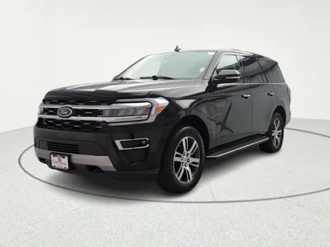 More photos of 2023 Ford Expedition Limited at CarWise Gurnee, IL