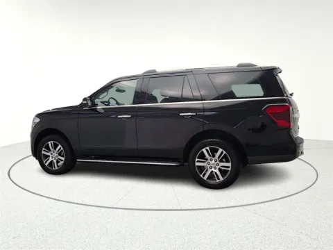 More photos of 2023 Ford Expedition Limited at CarWise Gurnee, IL