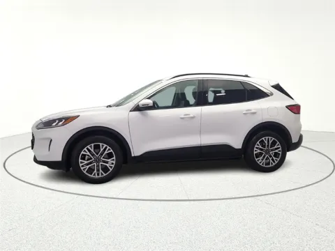 More photos of 2020 Ford Escape SEL at CarWise Gurnee, IL