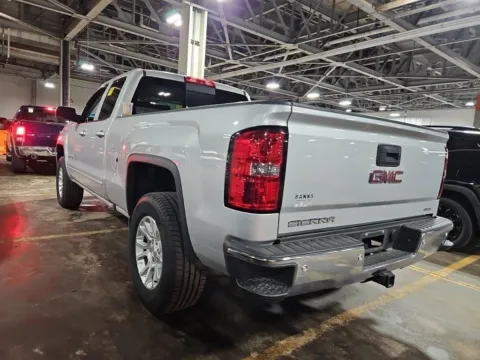 Photos of 2017 GMC Sierra 1500 SLE for sale in Gurnee, IL at CarWise Gurnee