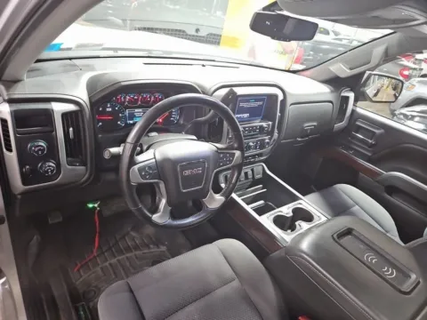 More photos of 2017 GMC Sierra 1500 SLE at CarWise Gurnee, IL