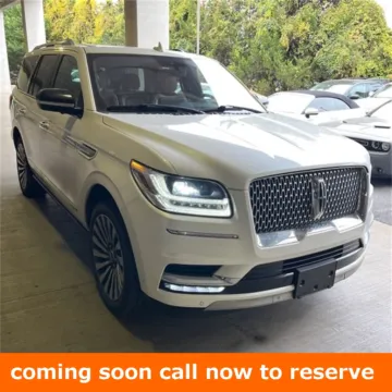 White 2018 Lincoln Navigator Reserve for sale in Gurnee, IL