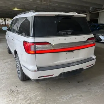 Photos of 2018 Lincoln Navigator Reserve for sale in Gurnee, IL at CarWise Gurnee