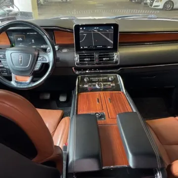 Another view of 2018 Lincoln Navigator Reserve for sale in Gurnee, IL at CarWise Gurnee