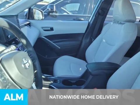 More photos of 2022 Toyota Corolla Cross LE at ALM Kia Perry, GA