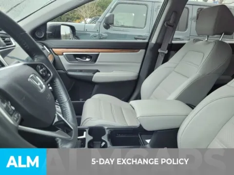 More photos of 2022 Honda CR-V EX-L at ALM Kia Perry, GA