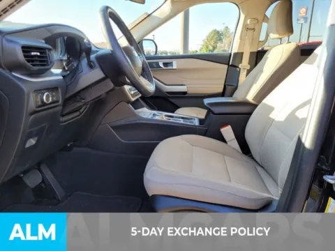More photos of 2024 Ford Explorer XLT at ALM Kia Perry, GA