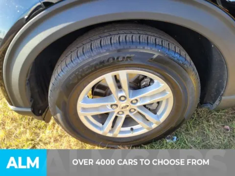 Another view of 2024 Ford Explorer XLT for sale in Perry, GA at ALM Kia Perry