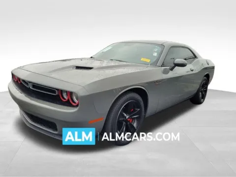 Gray 2019 Dodge Challenger SXT for sale in Perry, GA