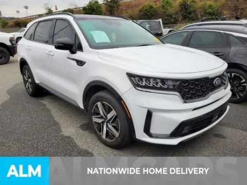 More photos of 2021 Kia Sorento EX at ALM Kia Perry, GA