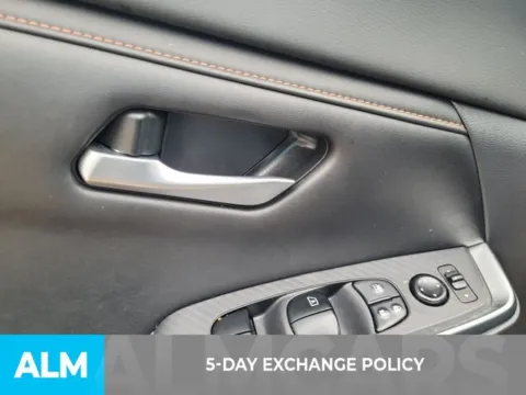 More photos of 2022 Nissan Sentra SR at ALM Kia Perry, GA