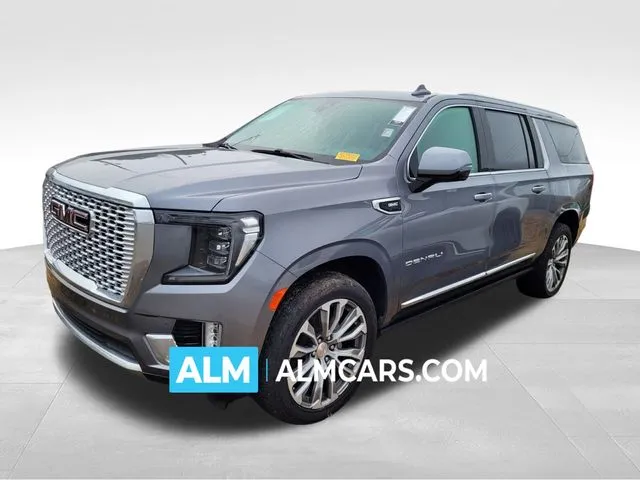 2021 GMC Yukon XL Denali's photo