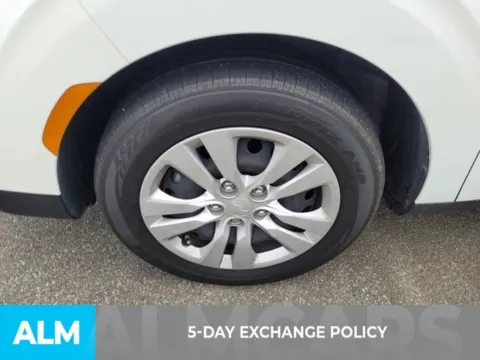 More photos of 2024 Kia Soul LX at ALM Kia Perry, GA