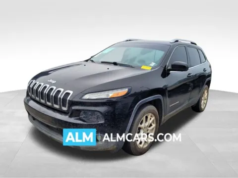 Black 2017 Jeep Cherokee Latitude for sale in Perry, GA