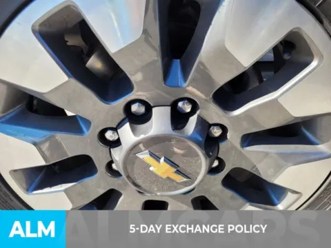 More photos of 2021 Chevrolet Silverado 2500HD Custom at ALM Kia Perry, GA