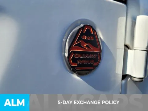 More photos of 2021 Jeep Gladiator Mojave at ALM Kia Perry, GA