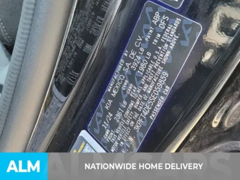 More photos of 2025 Kia K4 LXS at ALM Kia Perry, GA