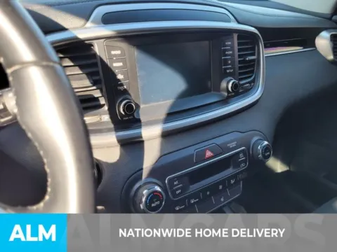More photos of 2020 Kia Sorento S at ALM Kia Perry, GA