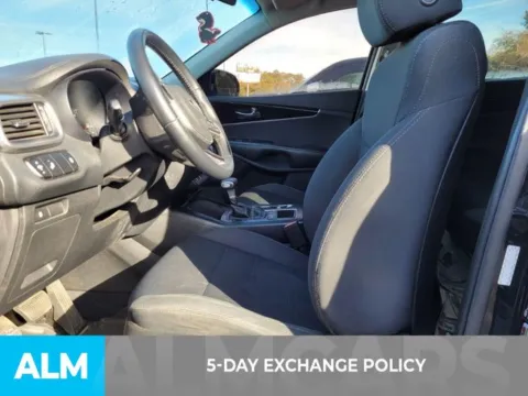 More photos of 2020 Kia Sorento S at ALM Kia Perry, GA