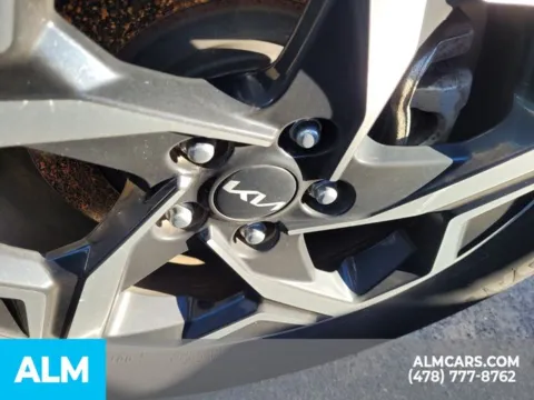 More photos of 2024 Kia Sportage LX at ALM Kia Perry, GA