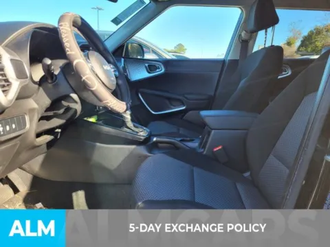 More photos of 2025 Kia Soul LX at ALM Kia Perry, GA