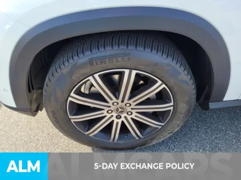 More photos of 2024 Mercedes-Benz GLE 350 at ALM Kia Perry, GA