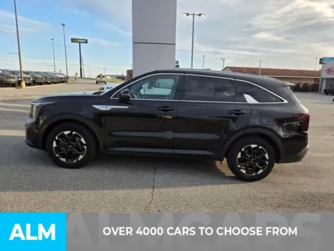 Photos of 2024 Kia Sorento S for sale in Perry, GA at ALM Kia Perry