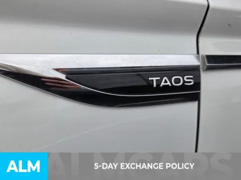 Another view of 2024 Volkswagen Taos 1.5T SE for sale in Perry, GA at ALM Kia Perry