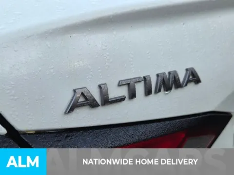 More photos of 2025 Nissan Altima 2.5 SV at ALM Kia Perry, GA