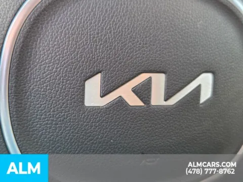 More photos of 2024 Kia Sorento LX at ALM Kia Perry, GA