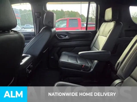 More photos of 2021 Chevrolet Suburban RST at ALM Kia Perry, GA