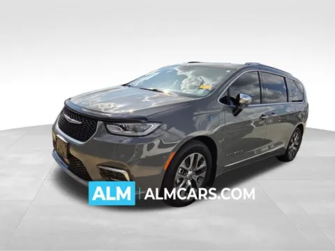 Gray 2023 Chrysler Pacifica Hybrid Pinnacle for sale in Perry, GA