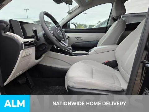 More photos of 2025 Hyundai Tucson SEL at ALM Kia Perry, GA