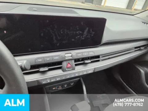 More photos of 2025 Kia K4 LXS at ALM Kia Perry, GA