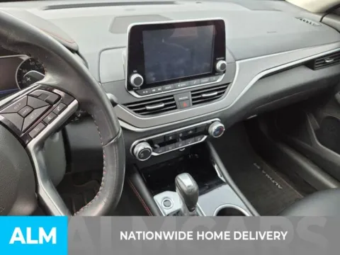 More photos of 2025 Nissan Altima 2.5 SR at ALM Kia Perry, GA